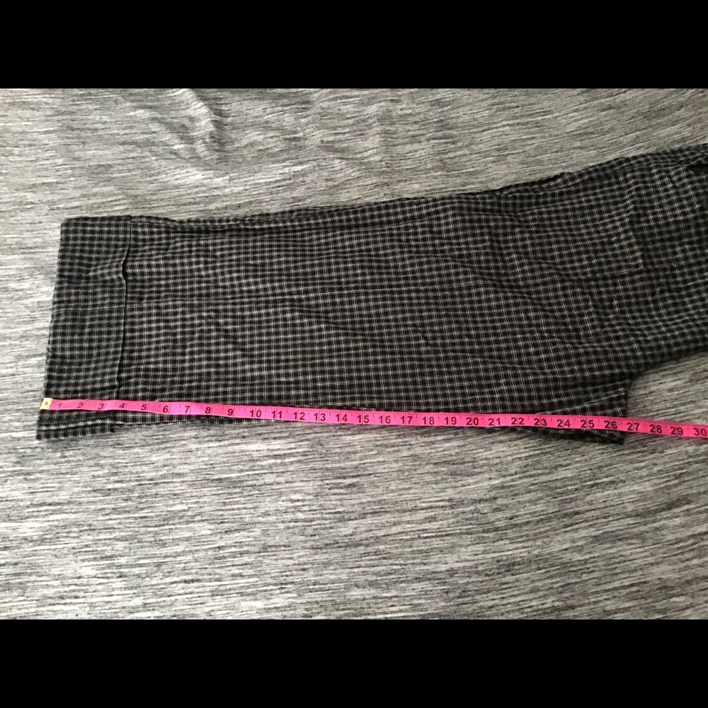 Women’s Slacks - Picture 7 of 9